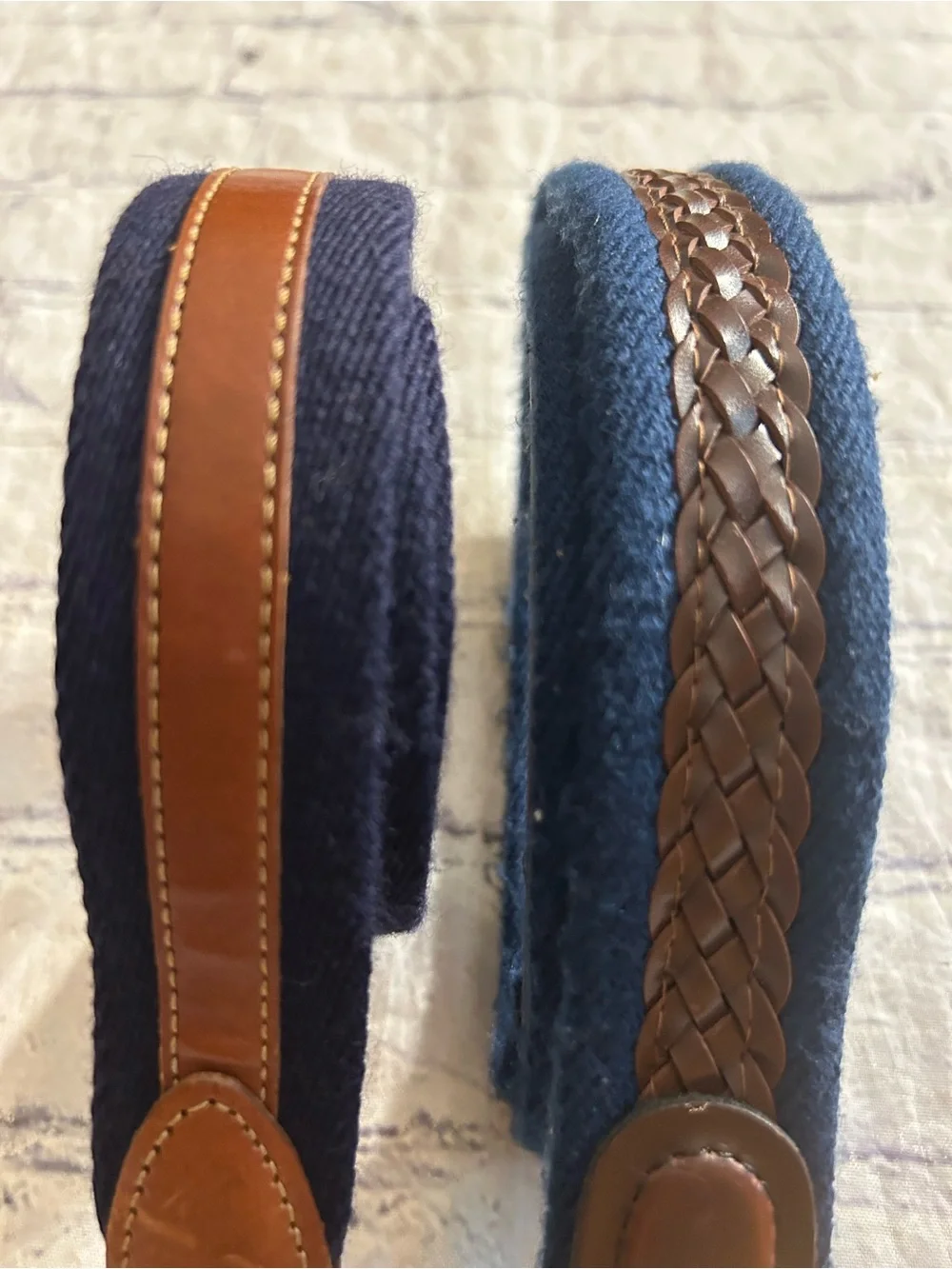 ROUNDTREE & YORK NAVY/BROWN BRASS BUCKLE AND NAVY WITH BROWN BRAIDED MEN BELTS